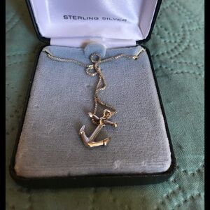 Women’s‎ necklace